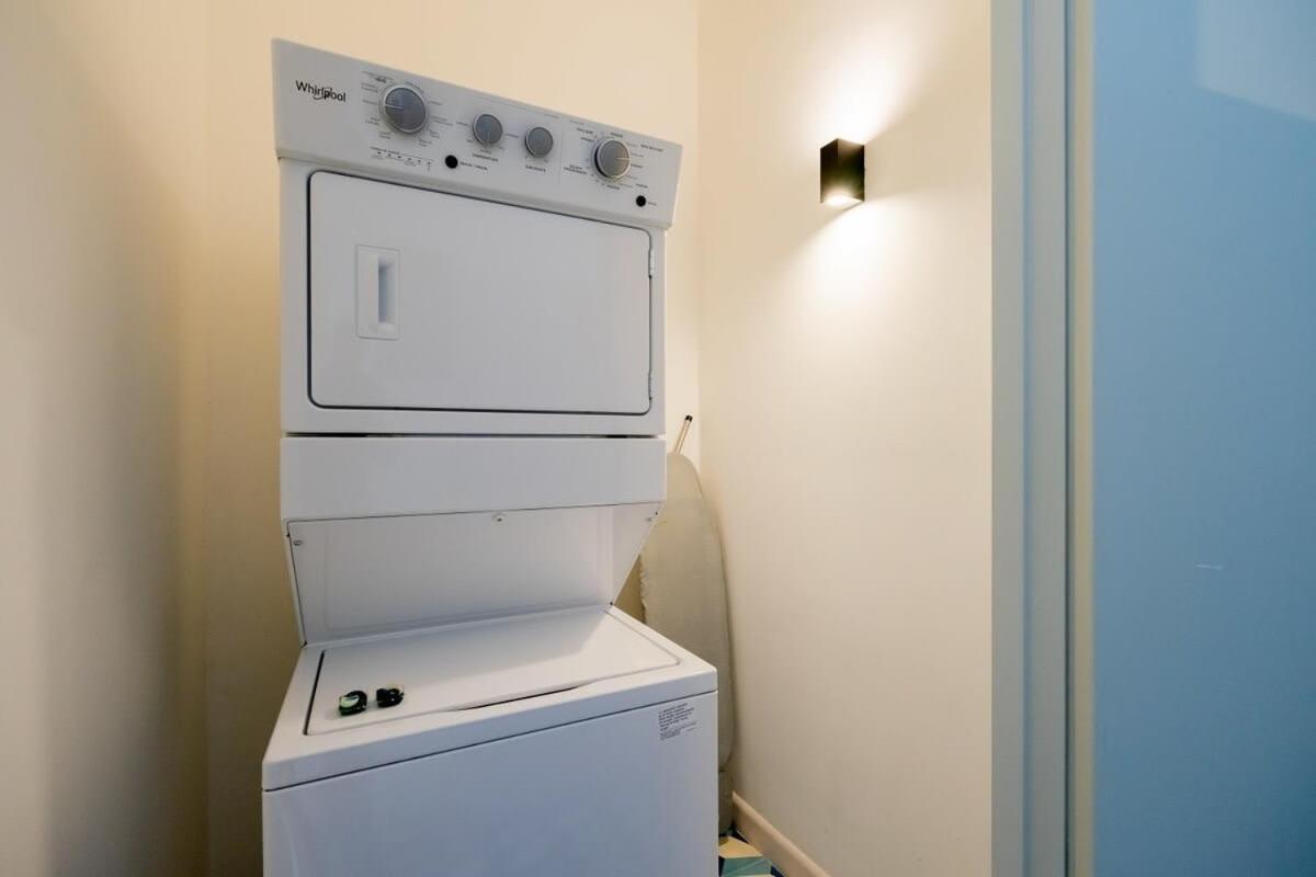 パナマ・シティーArtistic Loft In Santa Anaアパートメント エクステリア 写真